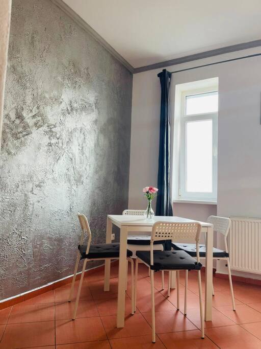 1St Plaza Apartment Μπρατισλάβα Εξωτερικό φωτογραφία